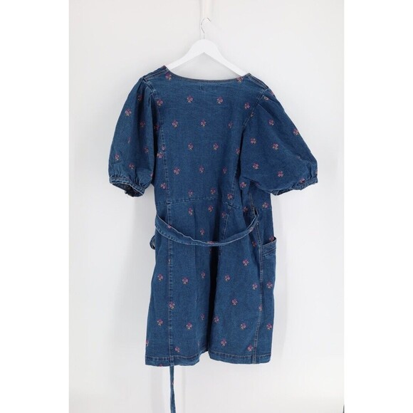 Draper James Women Size 24 Denim Flower Embroidered Wrap Dress - Picture 5 of 11